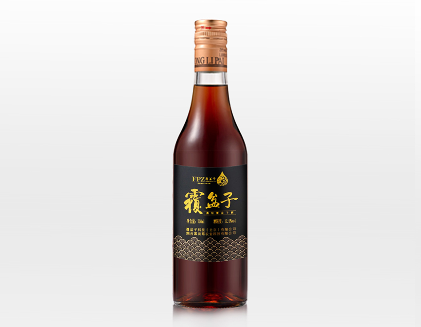 布紋紙燙金凸油酒標(biāo)